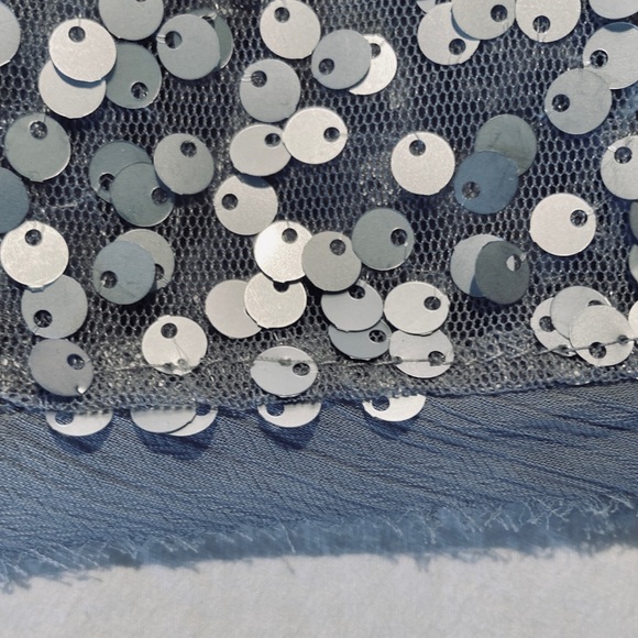 Gray short sleeve tulle top with silver sequins - Picture 6 of 6